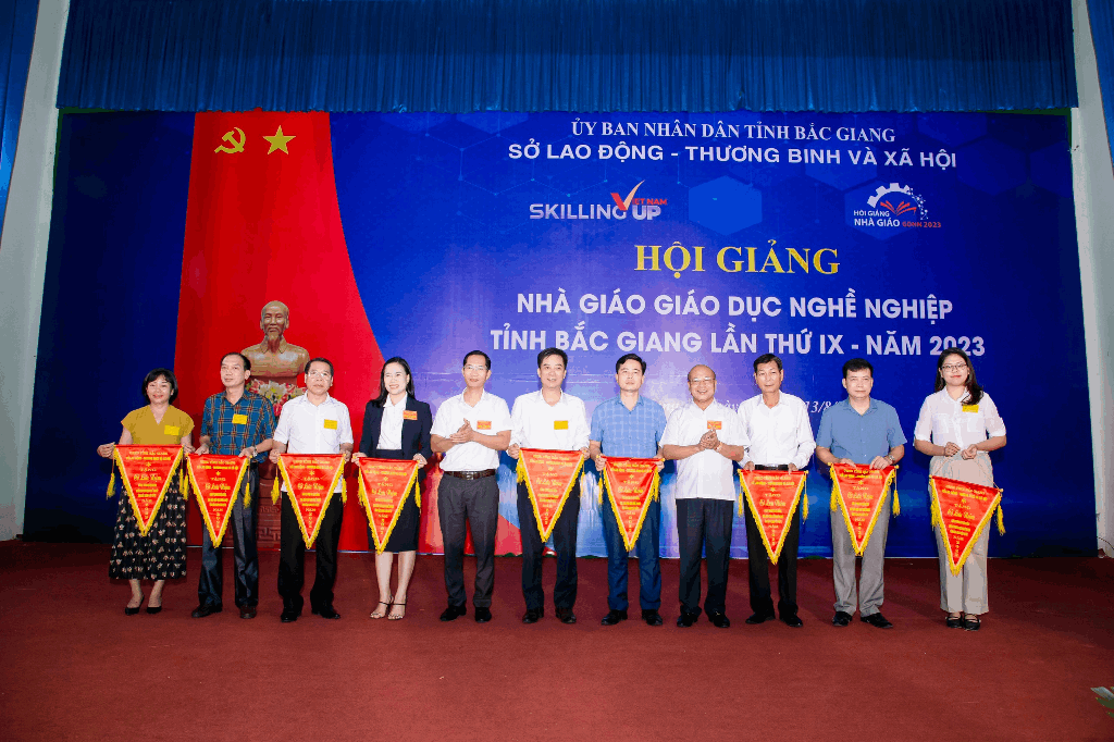 Khai mạc Hội giảng nhà giáo giáo dục nghề nghiệp tỉnh Bắc Giang lần thứ IX năm 2023