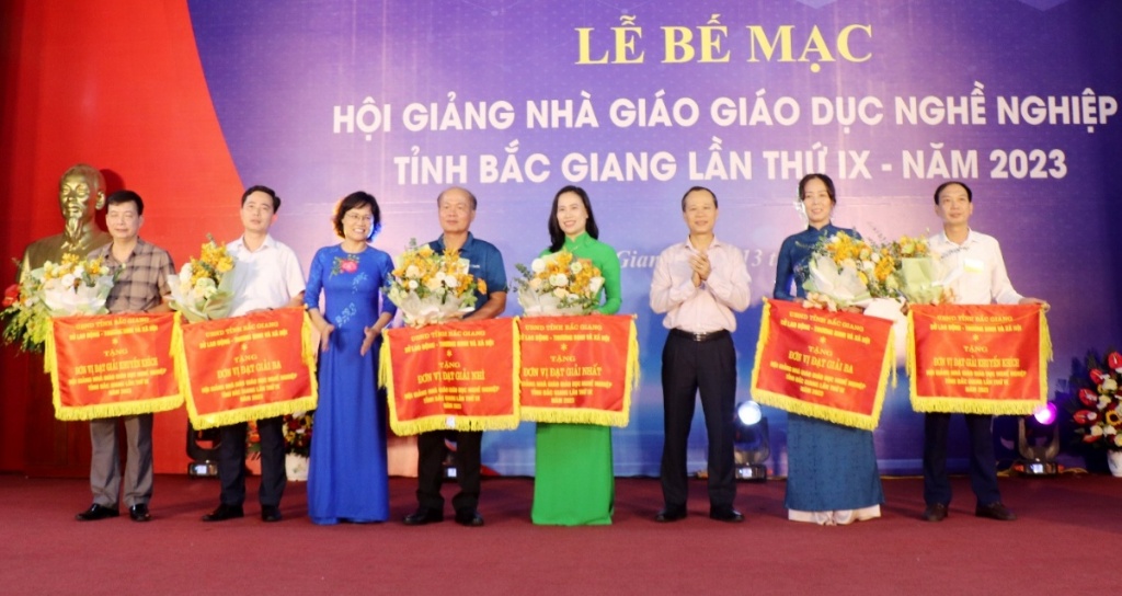 Lễ Bế mạc Hội giảng nhà giáo GDNN tỉnh bắc Giang lần thứ IX  năm 2023